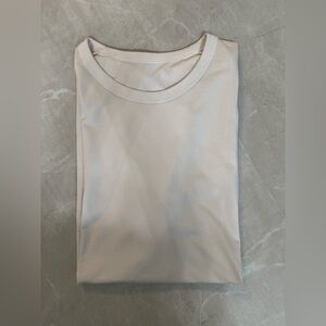 Lululemon fundamental tee tshirt White Large